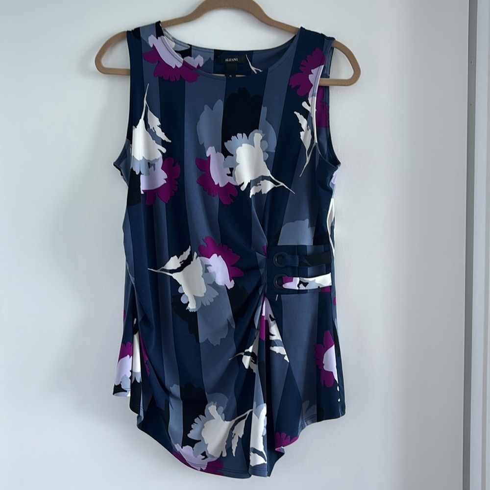 Alfani Size M top